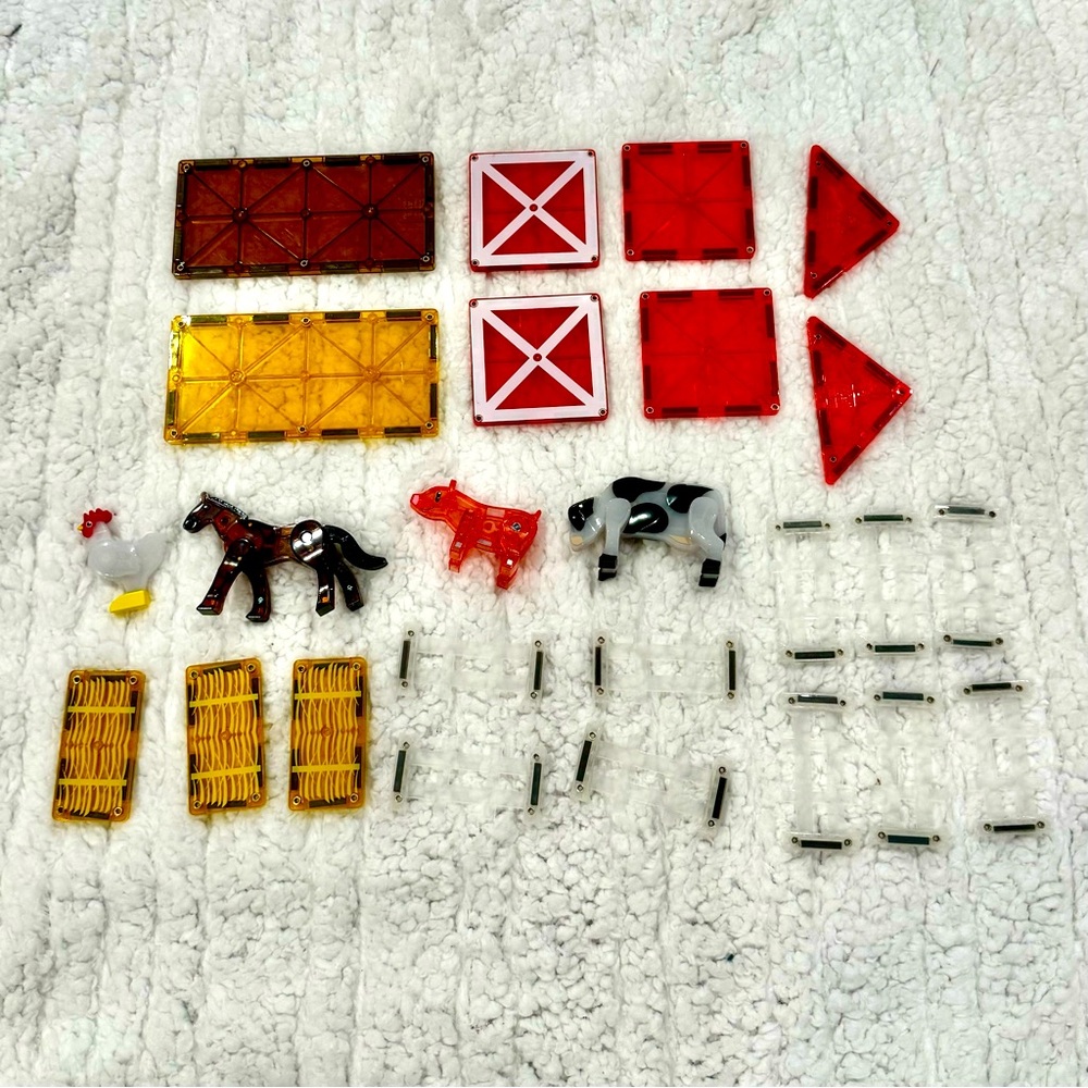 Magna-Tiles Farm 25 Piece Set - NWOT! 🐓🐷
